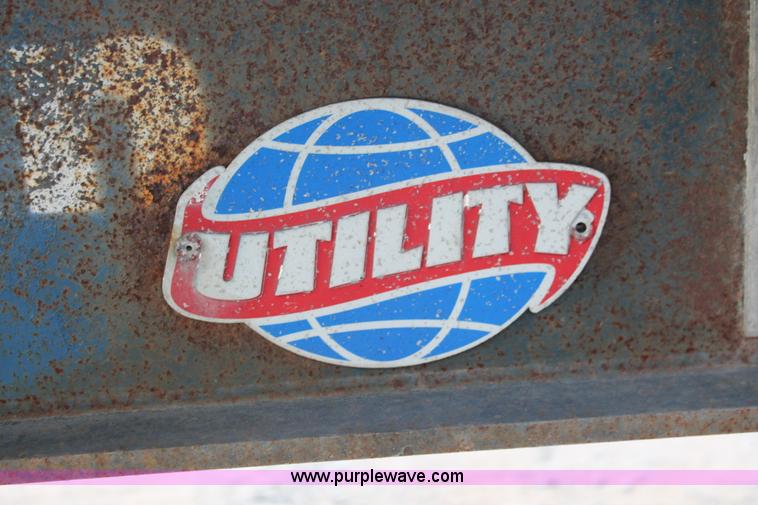 image for item H8450 2000 Utility flatbed spread axle float trailer