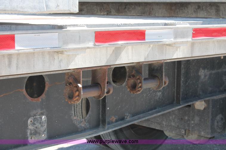 image for item H8451 1994 Transcraft Eagle WC-48X flatbed spread axle float trailer