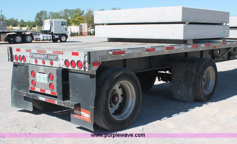 image for item H8451 1994 Transcraft Eagle WC-48X flatbed spread axle float trailer