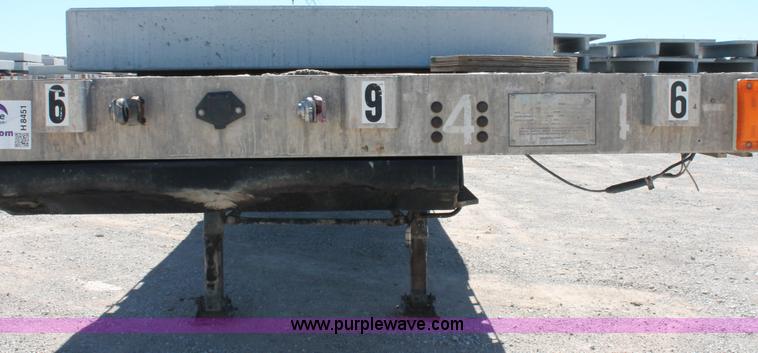 image for item H8451 1994 Transcraft Eagle WC-48X flatbed spread axle float trailer