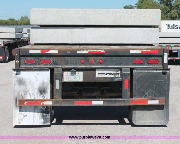 image for item H8453 2001 Fruehauf flatbed spread axle float trailer