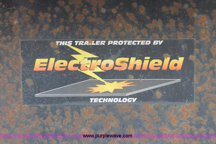 image for item H8453 2001 Fruehauf flatbed spread axle float trailer