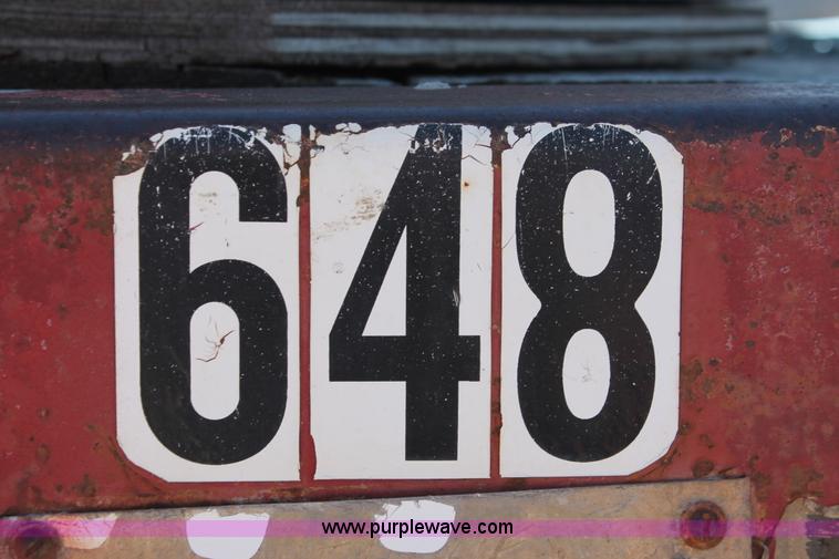 image for item H8457 1989 Fruehauf flatbed tandem axle float trailer