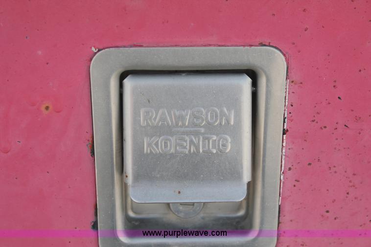 image for item H8473 1986 Utility 40' flatbed float trailer