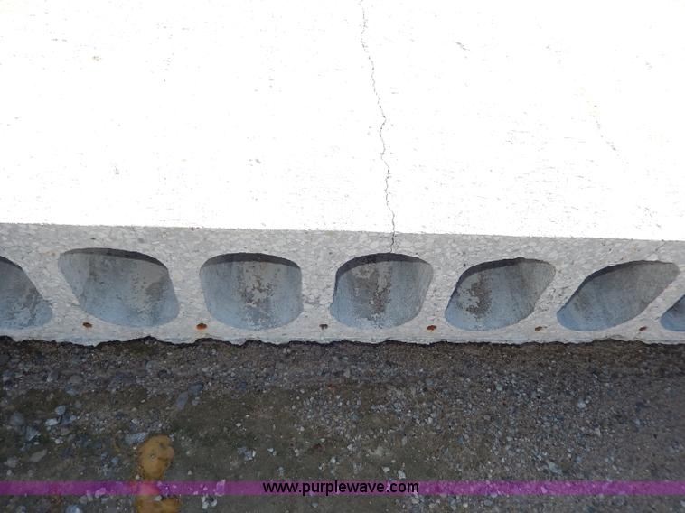 image for item H9661 (3) assorted hollow core planks