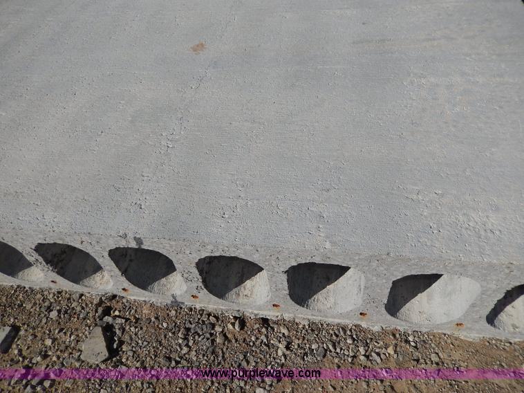 image for item H9661 (3) assorted hollow core planks