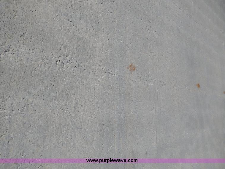 image for item H9661 (3) assorted hollow core planks