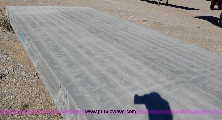 image for item H9661 (3) assorted hollow core planks