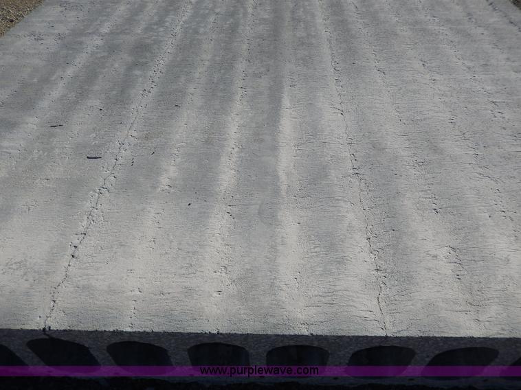 image for item H9661 (3) assorted hollow core planks