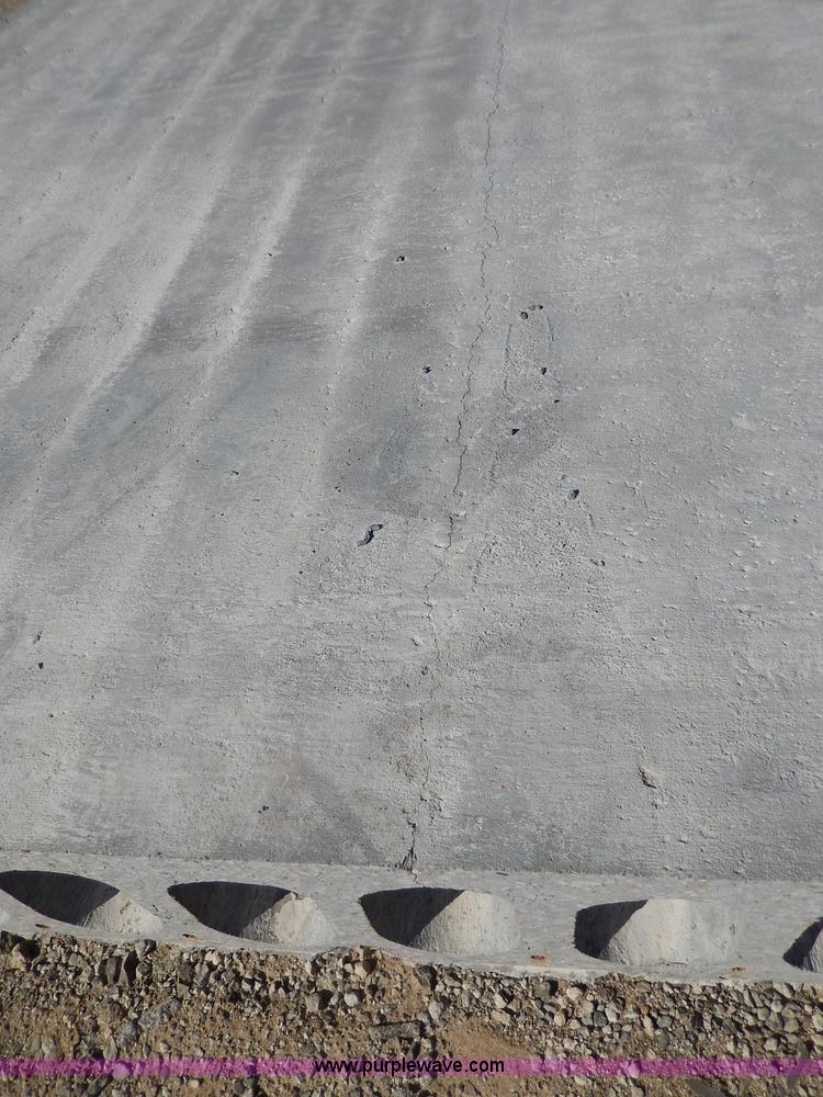 image for item H9661 (3) assorted hollow core planks