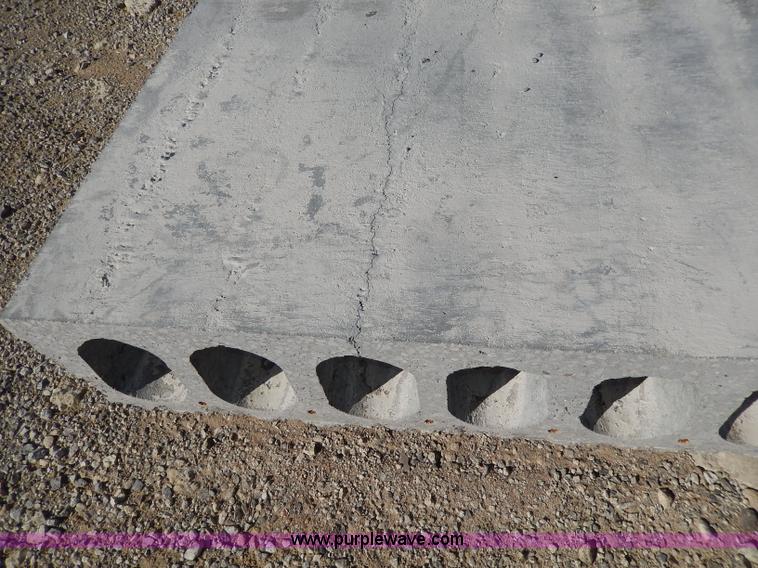 image for item H9661 (3) assorted hollow core planks