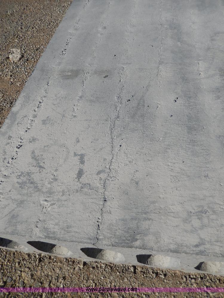 image for item H9661 (3) assorted hollow core planks