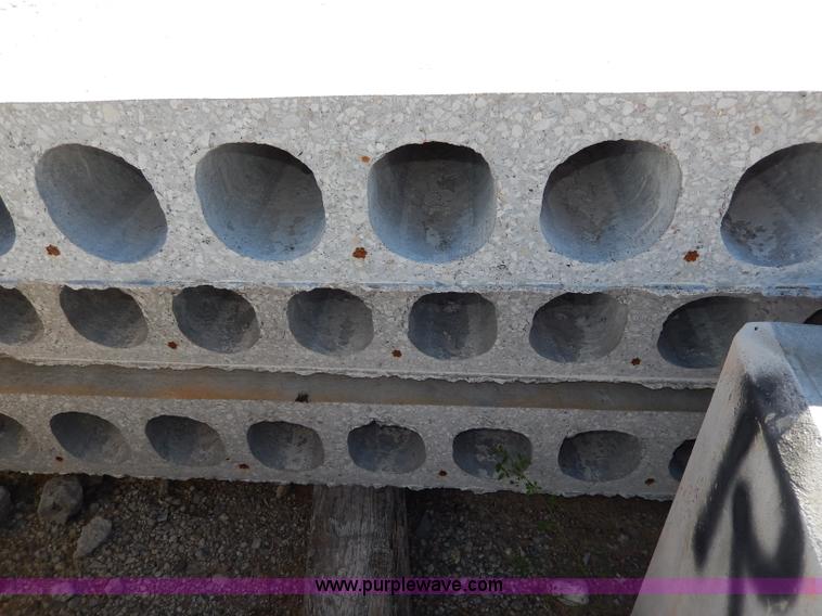 image for item H9662 (3) assorted hollow core planks