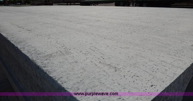 image for item H9664 (3) assorted hollow core planks