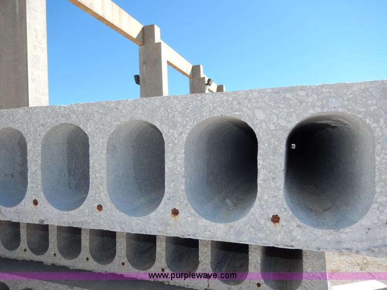 image for item H9669 (3) assorted hollow core planks