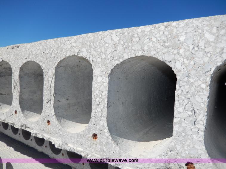 image for item H9669 (3) assorted hollow core planks