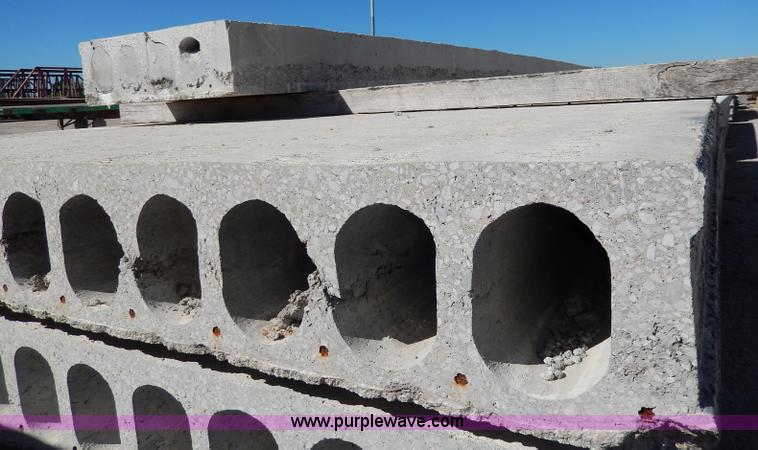 image for item H9669 (3) assorted hollow core planks
