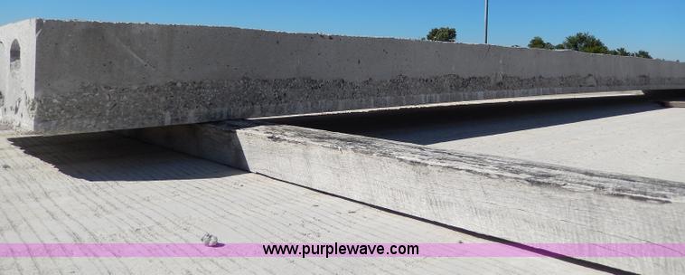 image for item H9669 (3) assorted hollow core planks