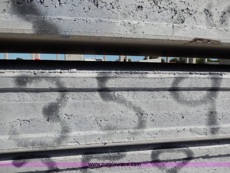 image for item H9670 (3) assorted hollow core planks