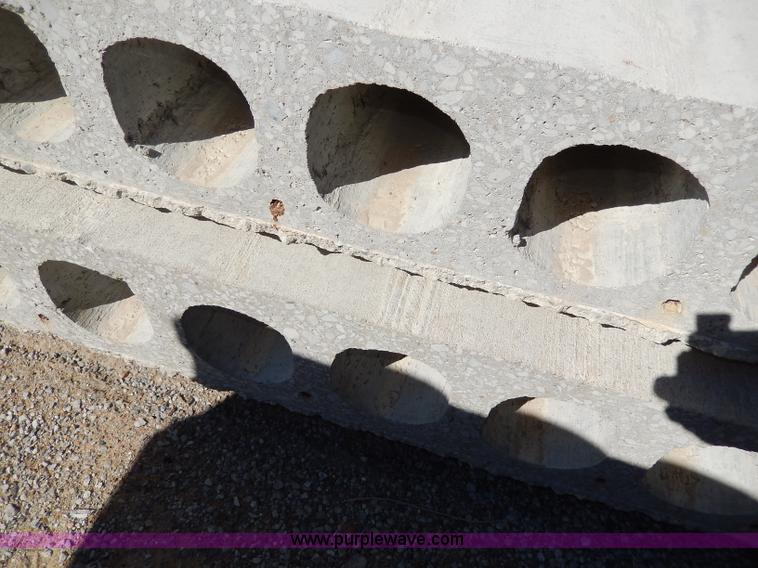 image for item H9670 (3) assorted hollow core planks