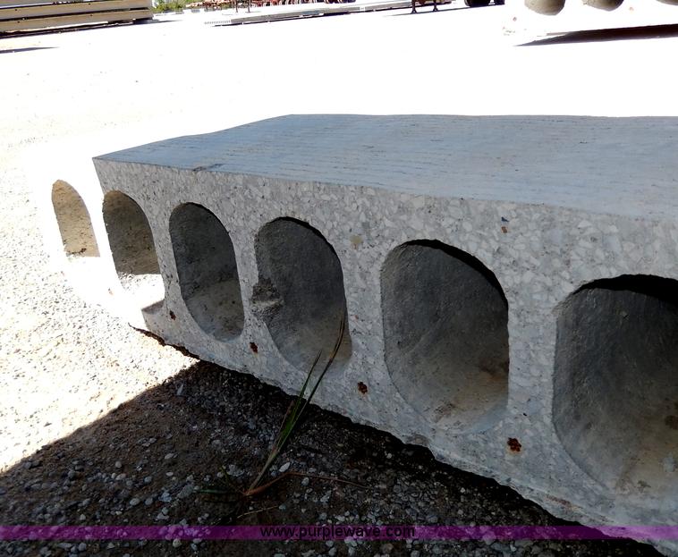image for item H9676 (3) assorted hollow core planks