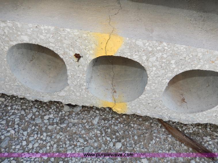 image for item H9691 (2) assorted hollow core planks