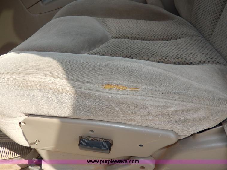 image for item I4269 2005 Chevrolet Silverado 1500HD pickup truck