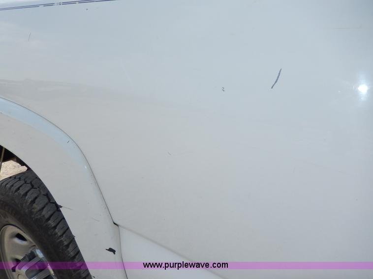 image for item I4269 2005 Chevrolet Silverado 1500HD pickup truck