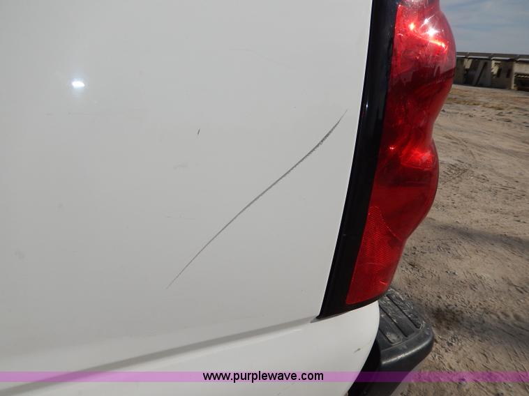 image for item I4269 2005 Chevrolet Silverado 1500HD pickup truck