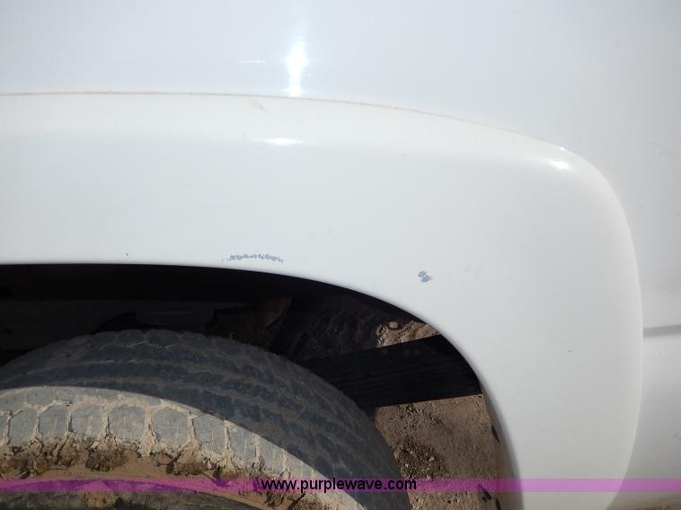 image for item I4269 2005 Chevrolet Silverado 1500HD pickup truck