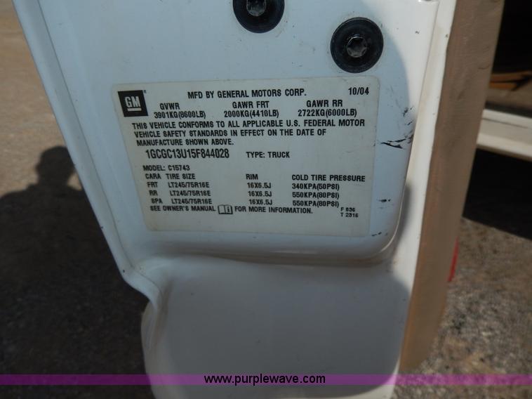 image for item I4269 2005 Chevrolet Silverado 1500HD pickup truck