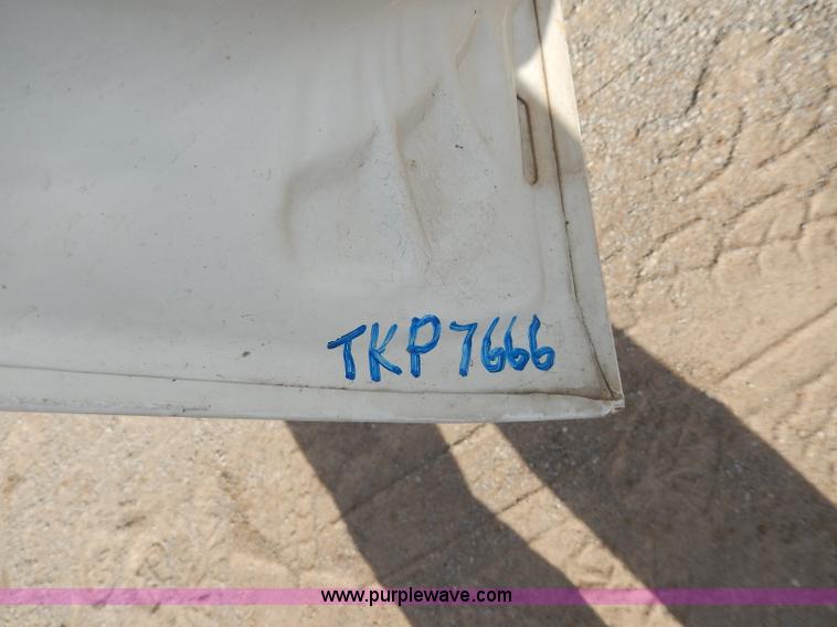 image for item I4269 2005 Chevrolet Silverado 1500HD pickup truck