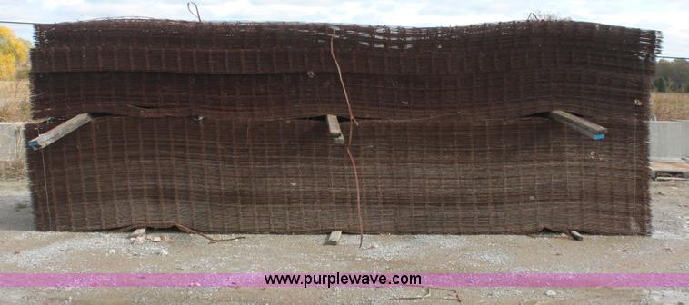image for item I4701 Assorted concrete wire mesh panels