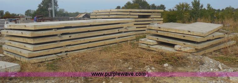 image for item I4712 (102) pre-cast concrete wall panels