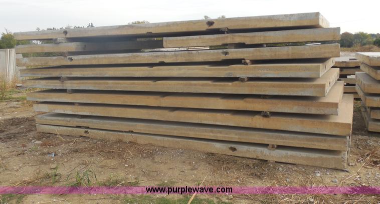 image for item I4712 (102) pre-cast concrete wall panels