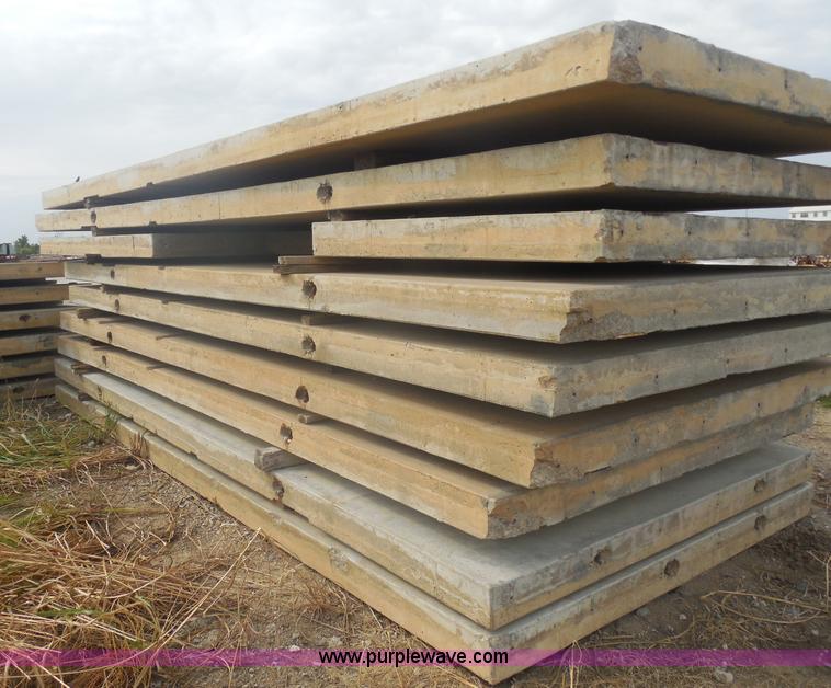 image for item I4712 (102) pre-cast concrete wall panels