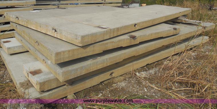 image for item I4712 (102) pre-cast concrete wall panels