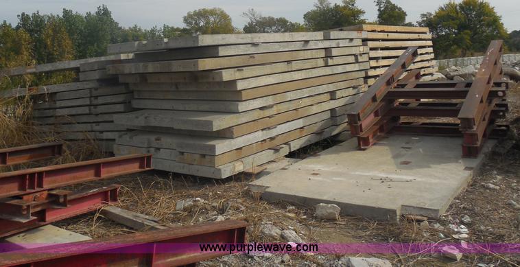 image for item I4712 (102) pre-cast concrete wall panels