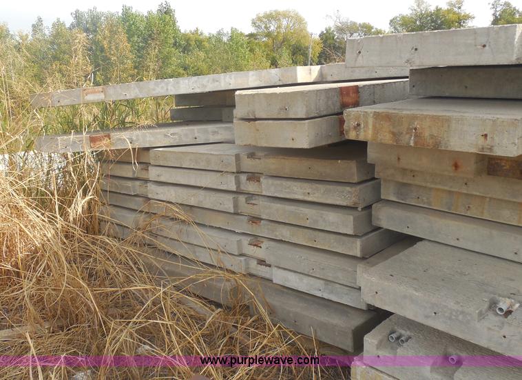 image for item I4712 (102) pre-cast concrete wall panels