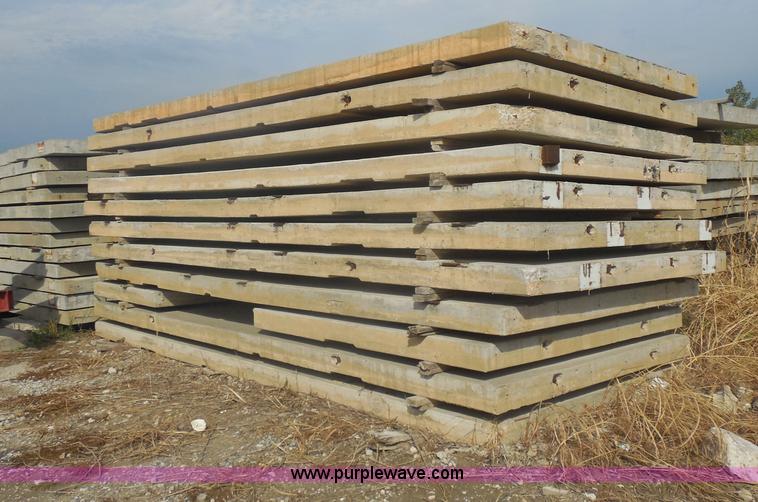 image for item I4712 (102) pre-cast concrete wall panels