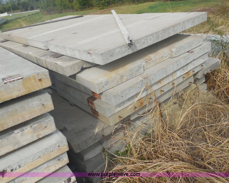 image for item I4712 (102) pre-cast concrete wall panels