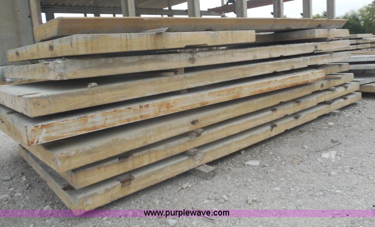 image for item I4712 (102) pre-cast concrete wall panels