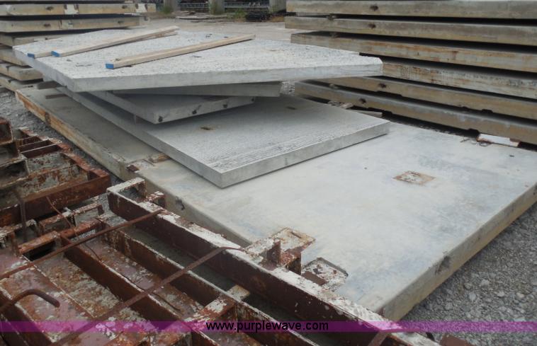 image for item I4712 (102) pre-cast concrete wall panels