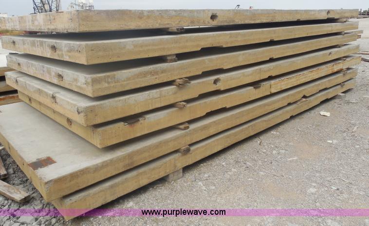 image for item I4712 (102) pre-cast concrete wall panels