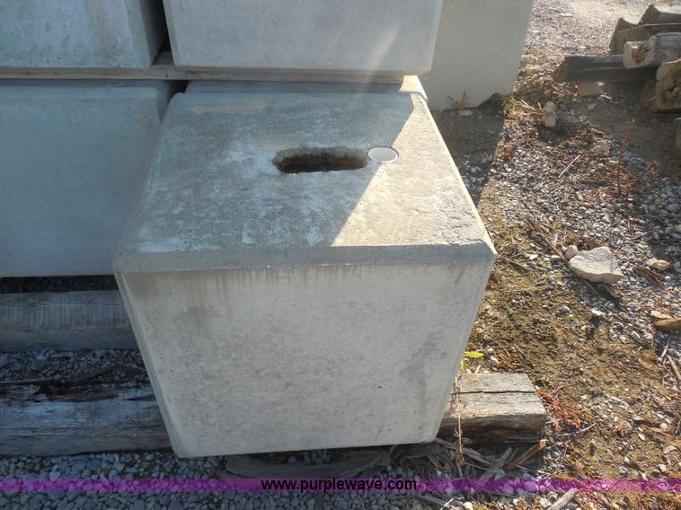 image for item I4729 (27) square concrete ecology blocks