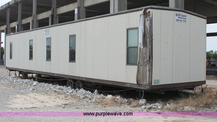 image for item I4731 1996 three room modular work site trailer