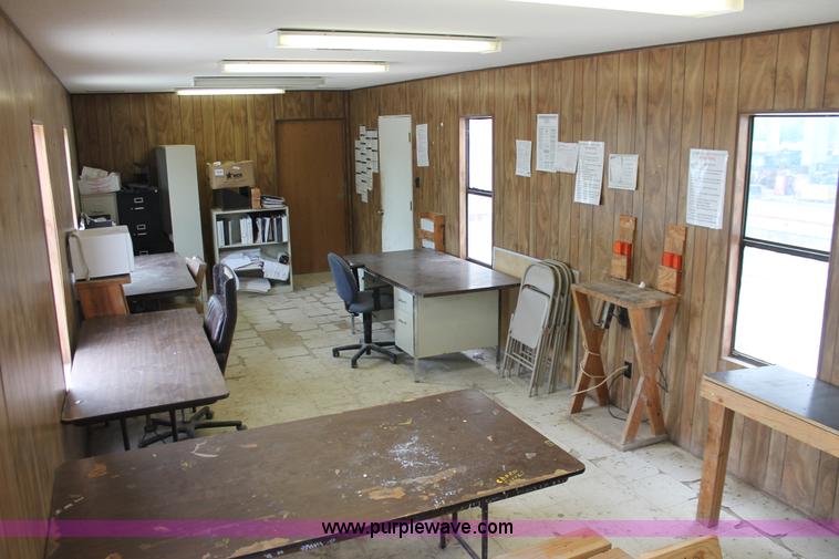 image for item I4731 1996 three room modular work site trailer