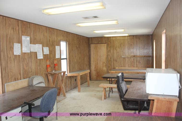 image for item I4731 1996 three room modular work site trailer