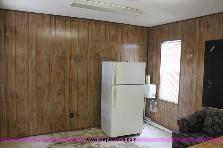 image for item I4731 1996 three room modular work site trailer