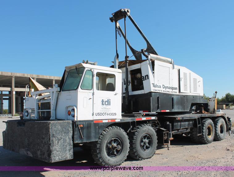 image for item I4732 1972 Lima 700-TC lattice boom truck crane